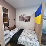 поруч залізничного вокзалу Apartamento Lviv