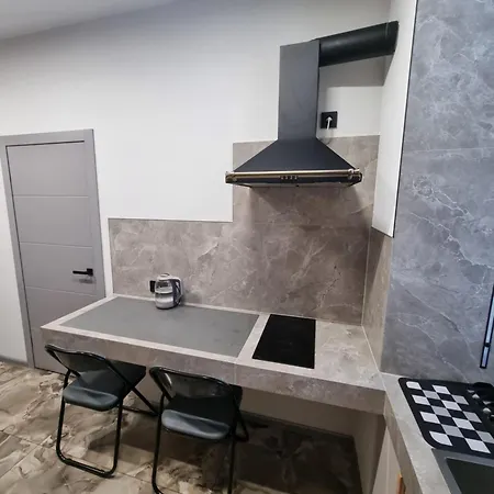 поруч залізничного вокзалу Appartement *