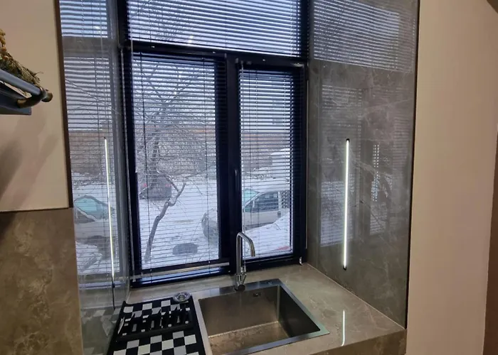 поруч залізничного вокзалу Апартаменты Львов