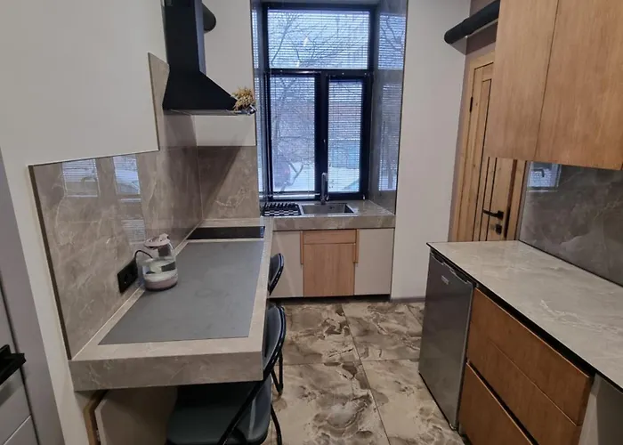 Апартаменты поруч залізничного вокзалу *